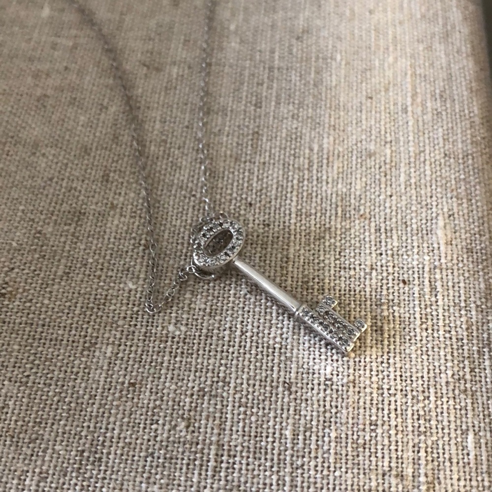 Delicate key necklace